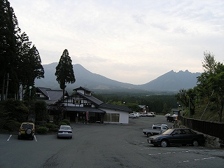 ����艷��ق̒��ԏ��舢�h��]��