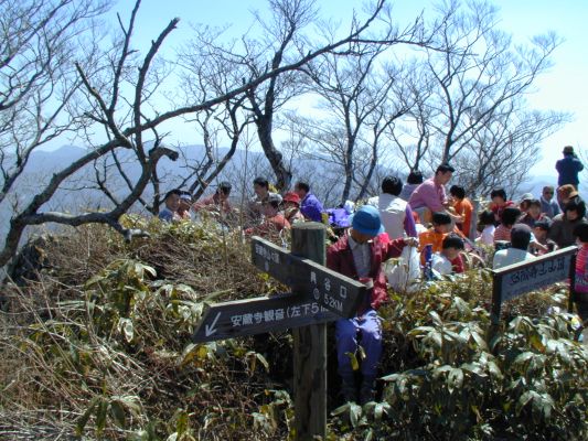 �������R