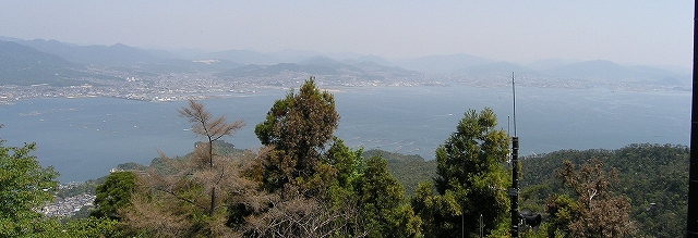 �R�����k��]��